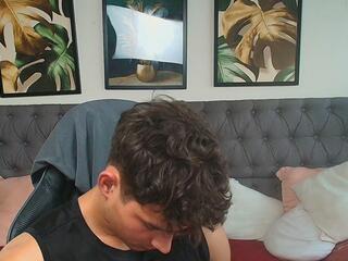 Emilio Reynolds webcam model stream image