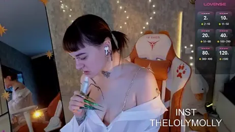 LolyMolli webcam model stream image