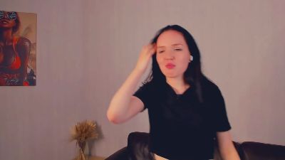 SusieArietta webcam model stream image