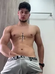 DaviesBrown webcam model stream image