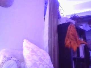ravebunnyyy webcam model stream image