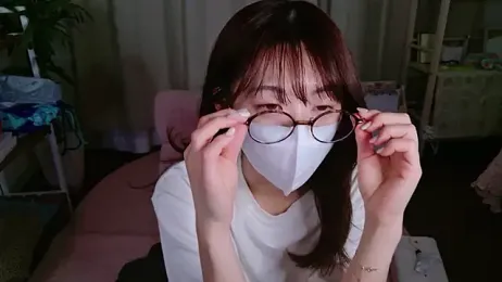 Mii_v_v webcam model stream image