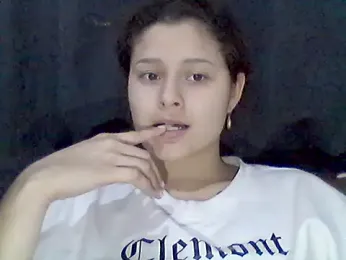 LilithAndKai webcam model stream image