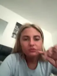 KatieGrace webcam model stream image