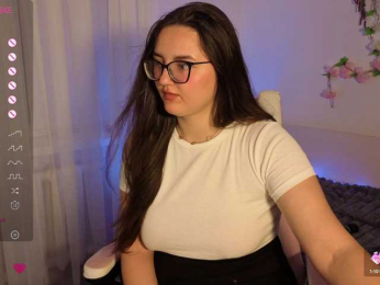 MiraSevan999 webcam model stream image