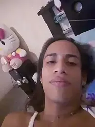 AlexaWarner webcam model stream image