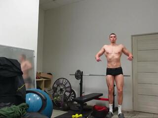 Ryan Dozer webcam model stream image