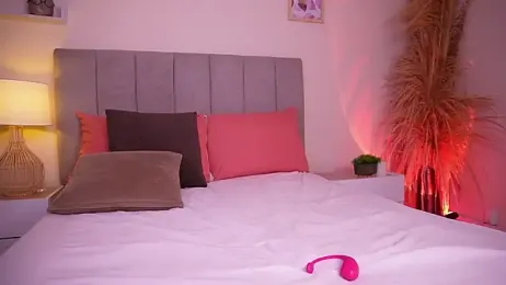 curvyliciousss webcam model stream image