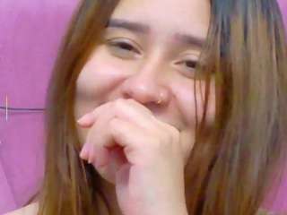 hornybarelylegalgirl webcam model stream image