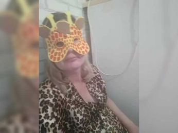 TatKotik webcam bongacams model stream image