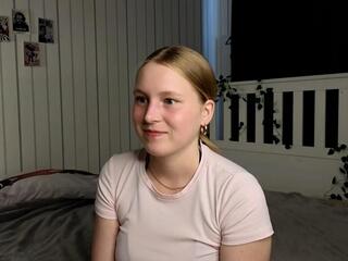Erin Tarski webcam model stream image