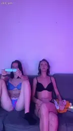 Analiko webcam model stream image