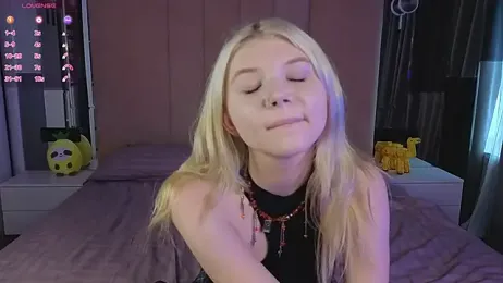 DaisyElmers webcam model stream image