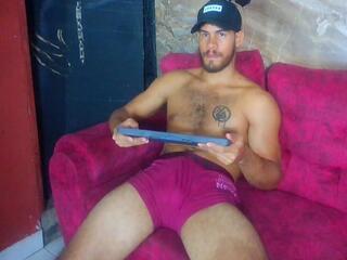 Maximo Aberlardo webcam flirt4free model stream image