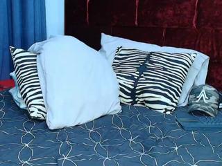 Raymond Connor webcam model stream image