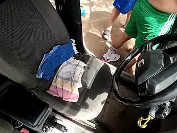 Hairysoftdomtop webcam model stream image