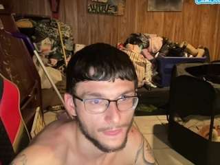 youngkubenski215 webcam model stream image