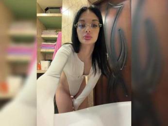 Elizamyyr webcam bongacams model stream image