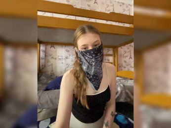 -P- webcam bongacams model stream image
