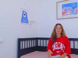 moonmanhart webcam model stream image