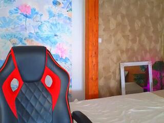 Leo Cavalli webcam model stream image
