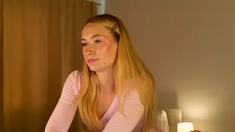 bella__rose webcam stripchat model stream image