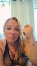 Doucelouve9 webcam model stream image