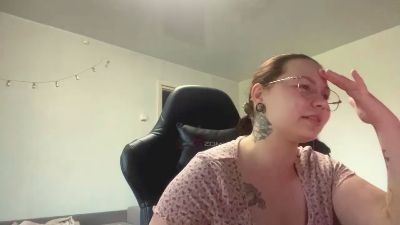 DevinAlberro webcam model stream image