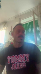 Kikogreta webcam model stream image