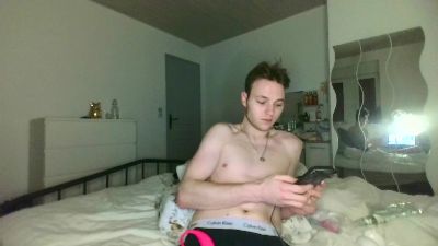 Zosma13 webcam model stream image