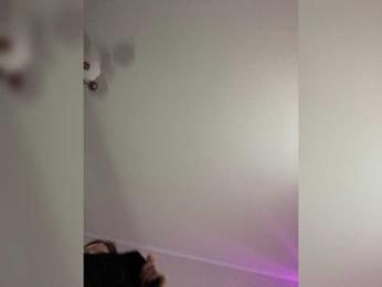 kissmenexttime webcam model stream image