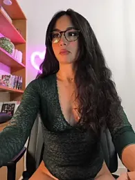 Naughty-Jessie webcam model stream image