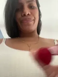 ArielleMillerr webcam model stream image