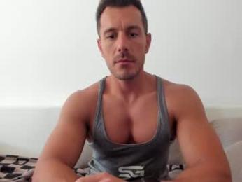 roberto4ever webcam chaturbate model stream image