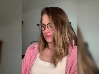 Asya_ webcam model stream image