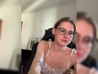 Asya_ webcam model stream image