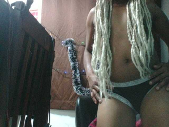 Belinah webcam bongacams model stream image