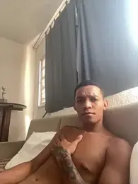 Novinho_sb7 webcam model stream image