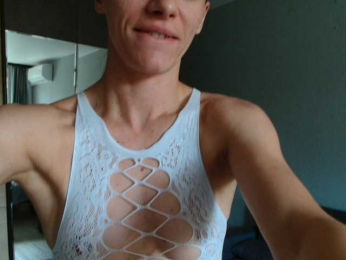 MonicaAndArthur webcam model stream image