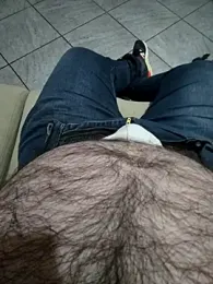 MysterBearMG webcam model stream image