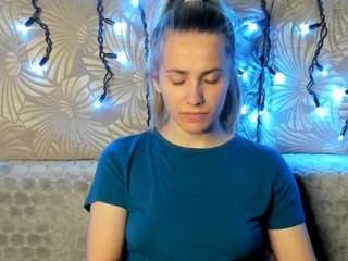 maggiecake webcam model stream image