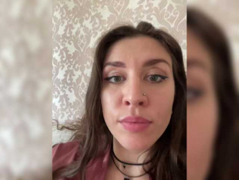 FoxyAlisa webcam bongacams model stream image