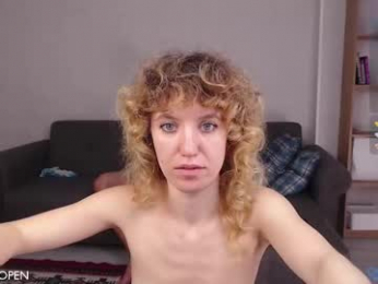 play_me_softly webcam model stream image