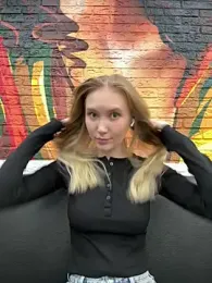 MariaTull webcam stripchat model stream image