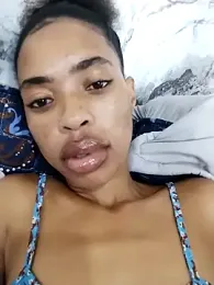 Reddewww webcam stripchat model stream image