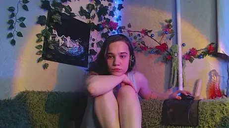 Tiny_Witch webcam model stream image