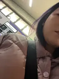 Lovelyanan webcam stripchat model stream image