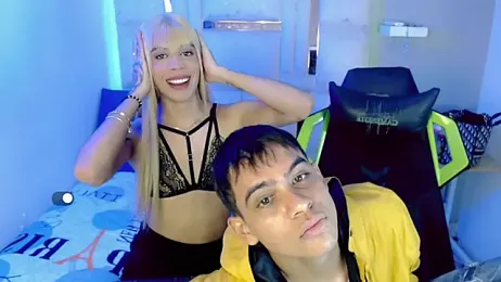 Friends_and_Lovers webcam model stream image