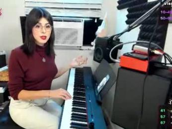 itschloelaurent webcam model stream image