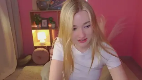 milaa_sun webcam model stream image